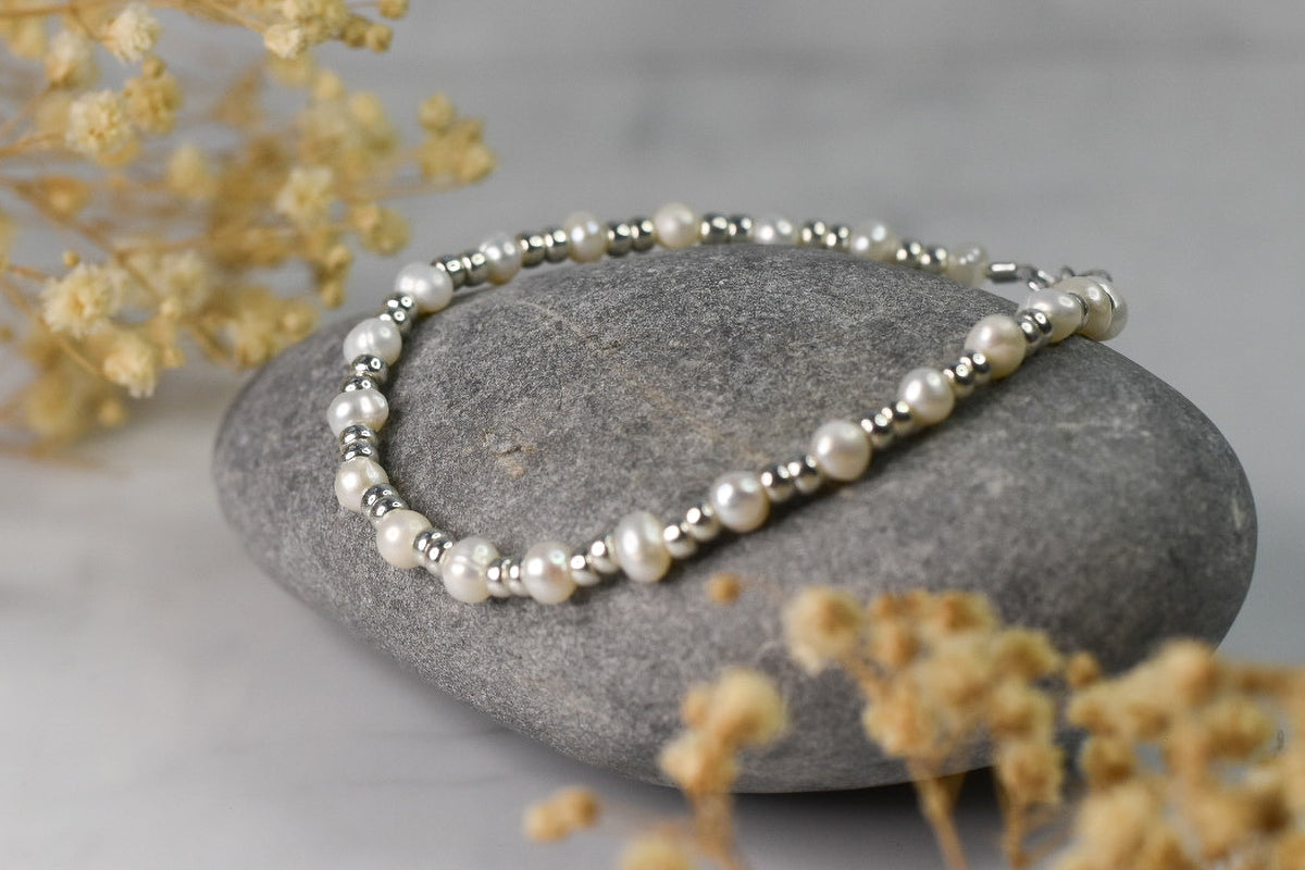 Freshwater Pearl and Beaded Bracelet