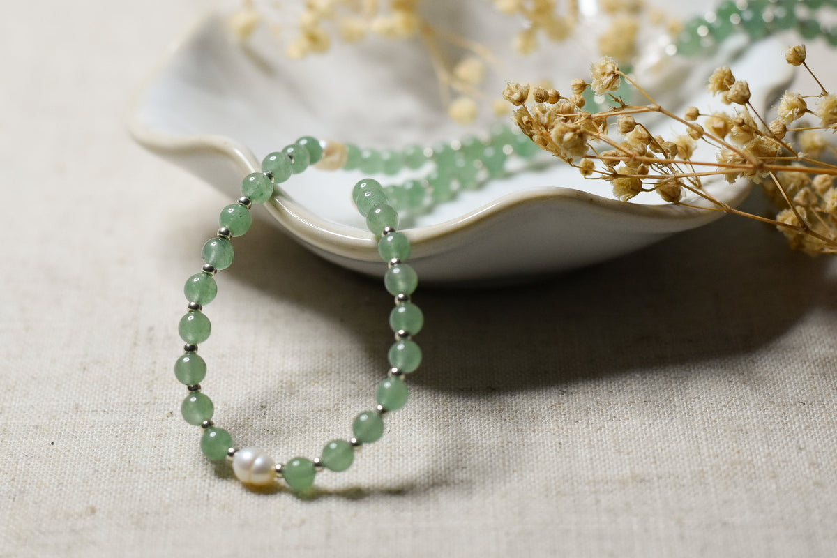 Aventurine Gemstone and Freshwater Pearl Necklace