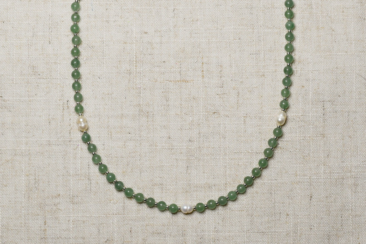 Aventurine Gemstone and Freshwater Pearl Necklace